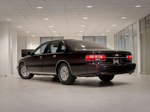 Chevrolet Caprice — фото 2